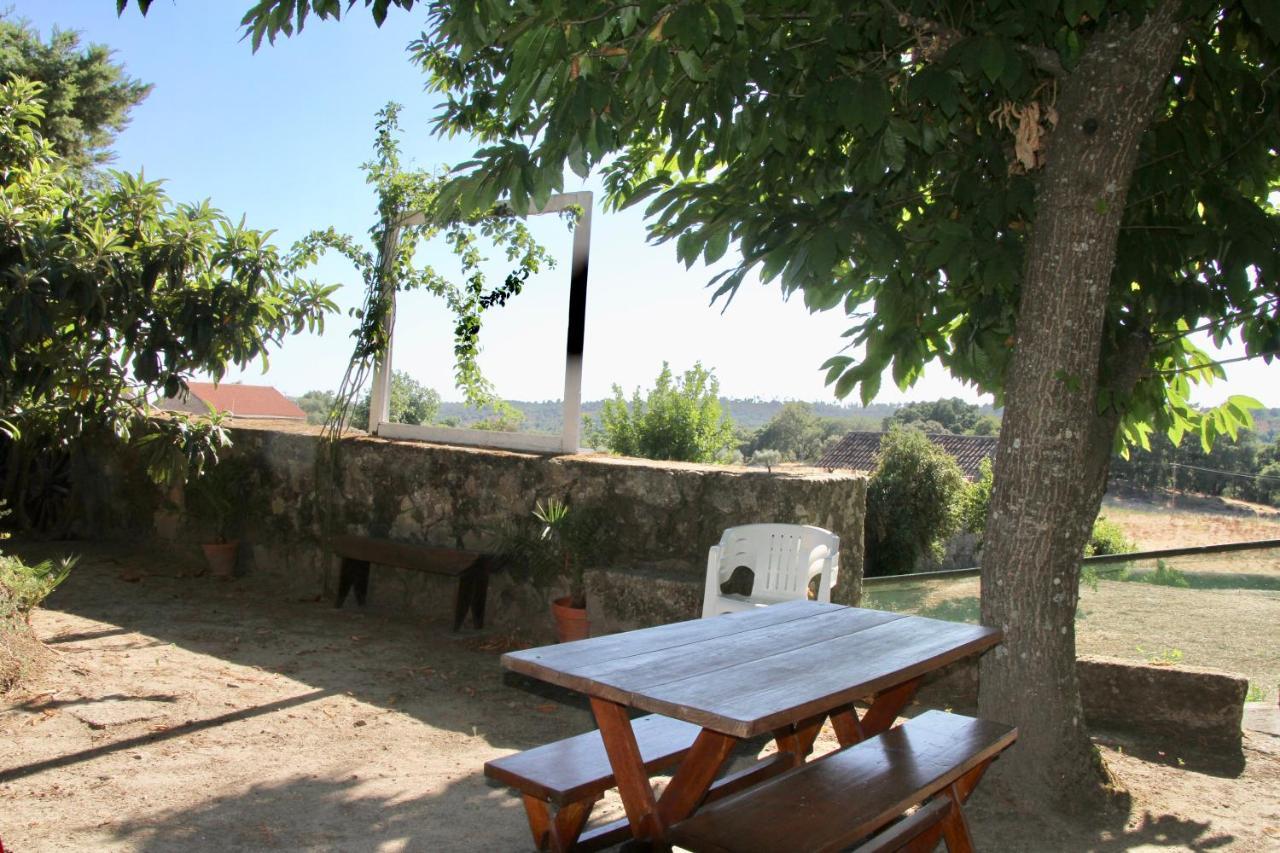 Casa Do Balcao Guest House Alcains Luaran gambar