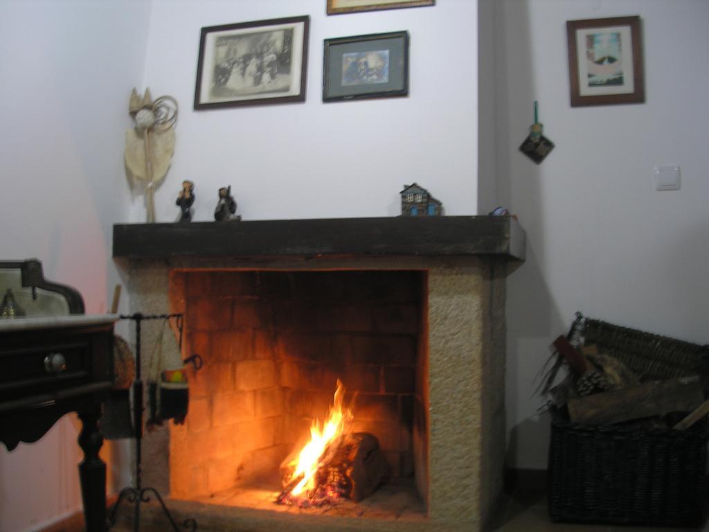 Casa Do Balcao Guest House Alcains Luaran gambar